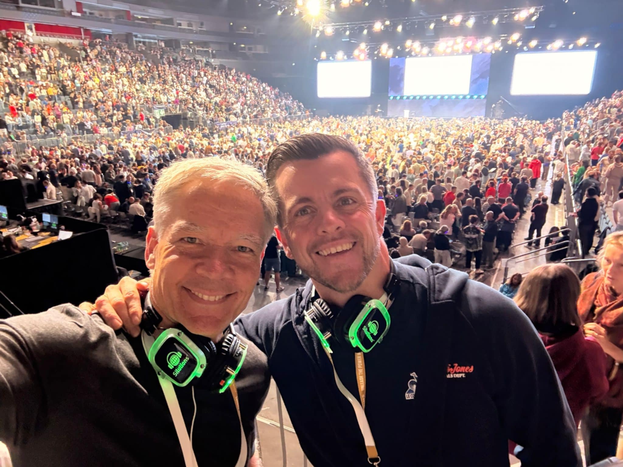 Geoffrey Brochet et Paul Pyronnet au séminaire de Tony Robbins – retour d’expérience sur les techniques de transformation et la puissance mentale en action